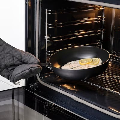VARDAGEN Frying pan, cast iron, 28 cm (11) - IKEA